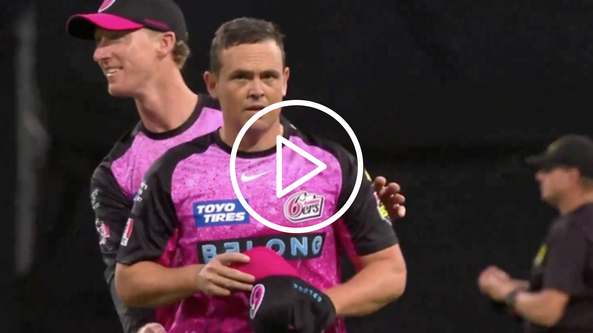 [Watch] Steve O'Keefe Earns Standing Ovation At SCG After Final BBL Over